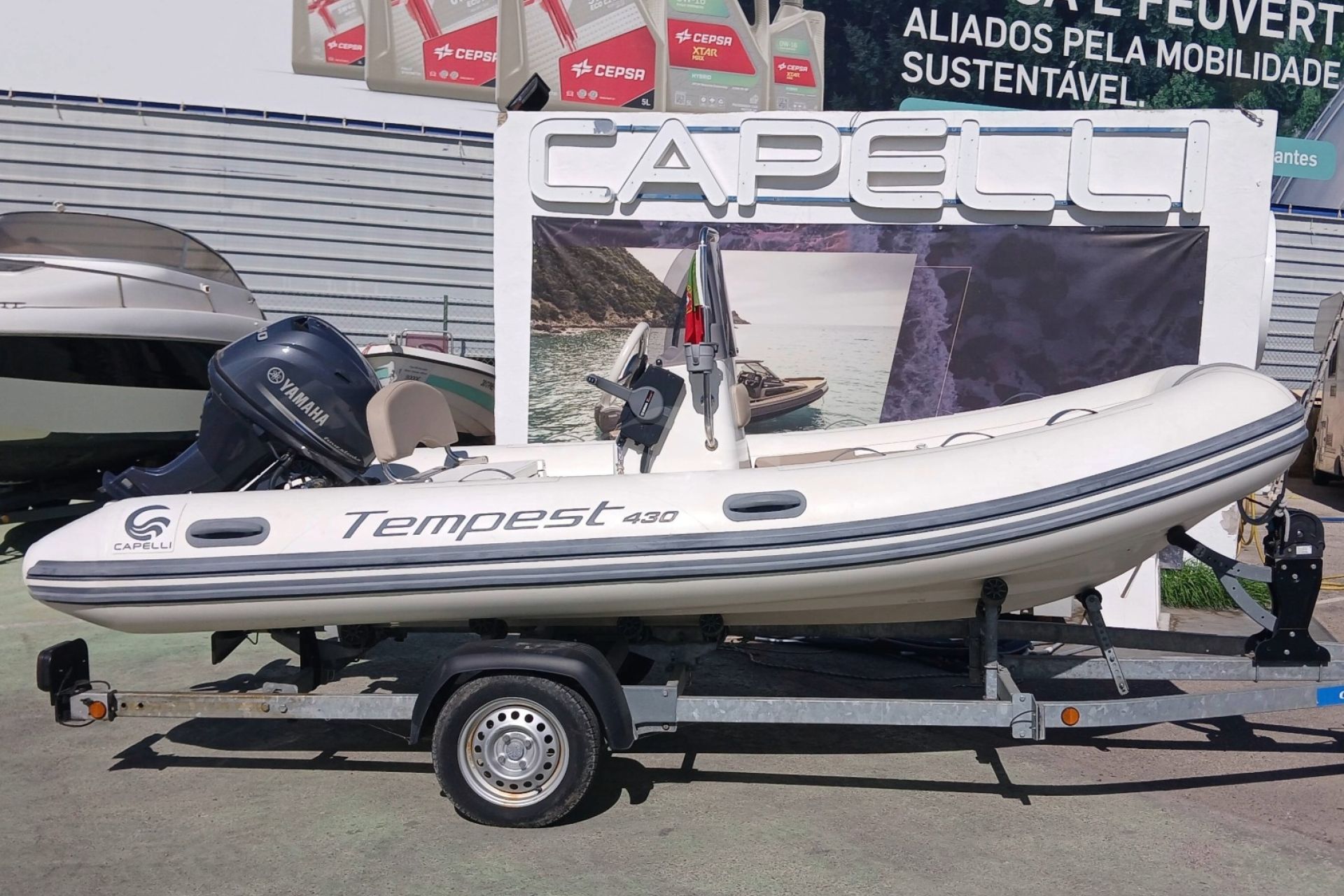 Capelli Tempest RIB 430